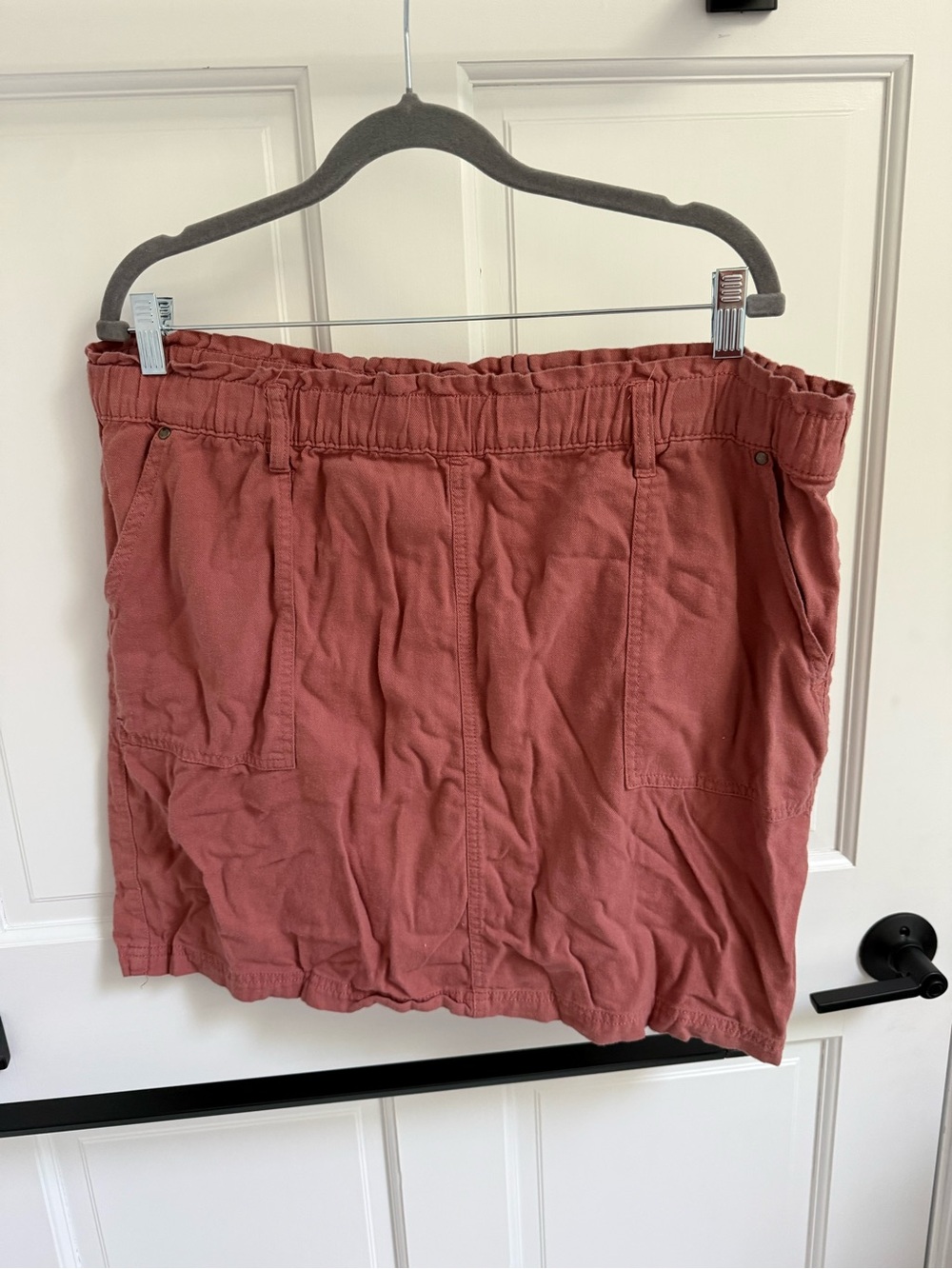 Elastic Waist Mini Skirt in Dusty Rose